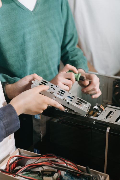 IT engineer working on hardware repairs