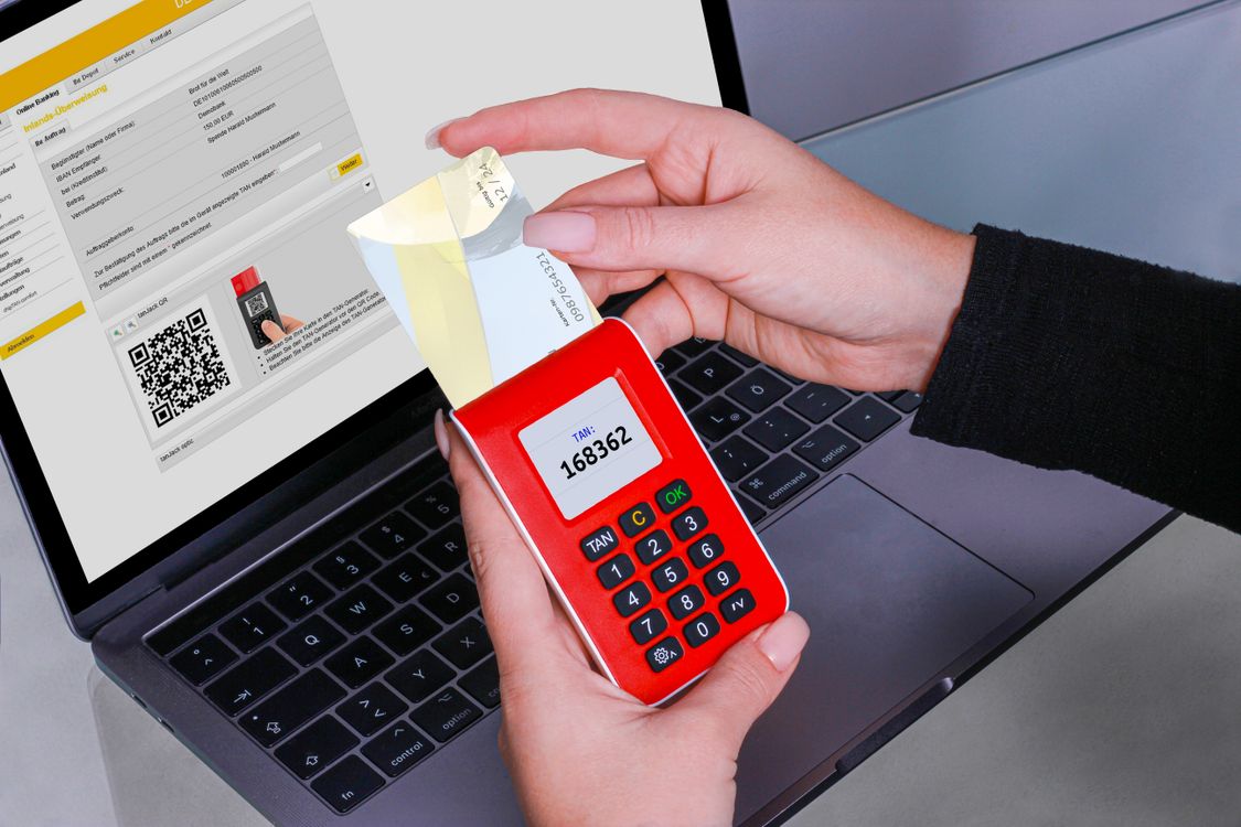 Two-factor authentication security device